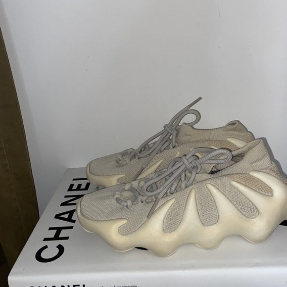 Yeezy 450 Cloud White - Picture 6 of 12